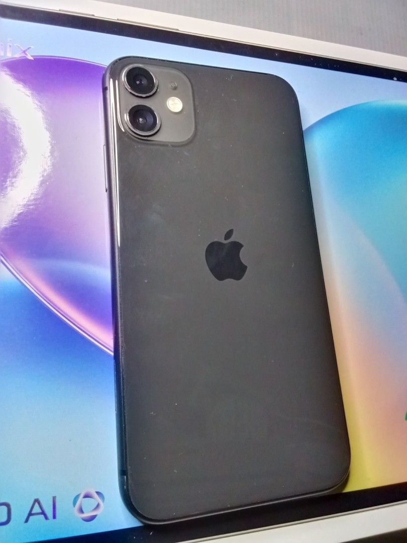 iphone 11 128gb (Category: iPhone 11 Series) located in Manila. Submitted by legitjona (Listing ID 1467700769, Image 1). Description: wifi and hotspot used only - Model: iPhone 11 - Storage: 128GB - Color: Space Grey - Condition: Well-maintained and good physical condition - Features: Dual rear camera system, crystal-clear display, reliable Apple performance - Meetup Location: AAI Freight Management Center (Kaingin Road, Multinational Drive), Par