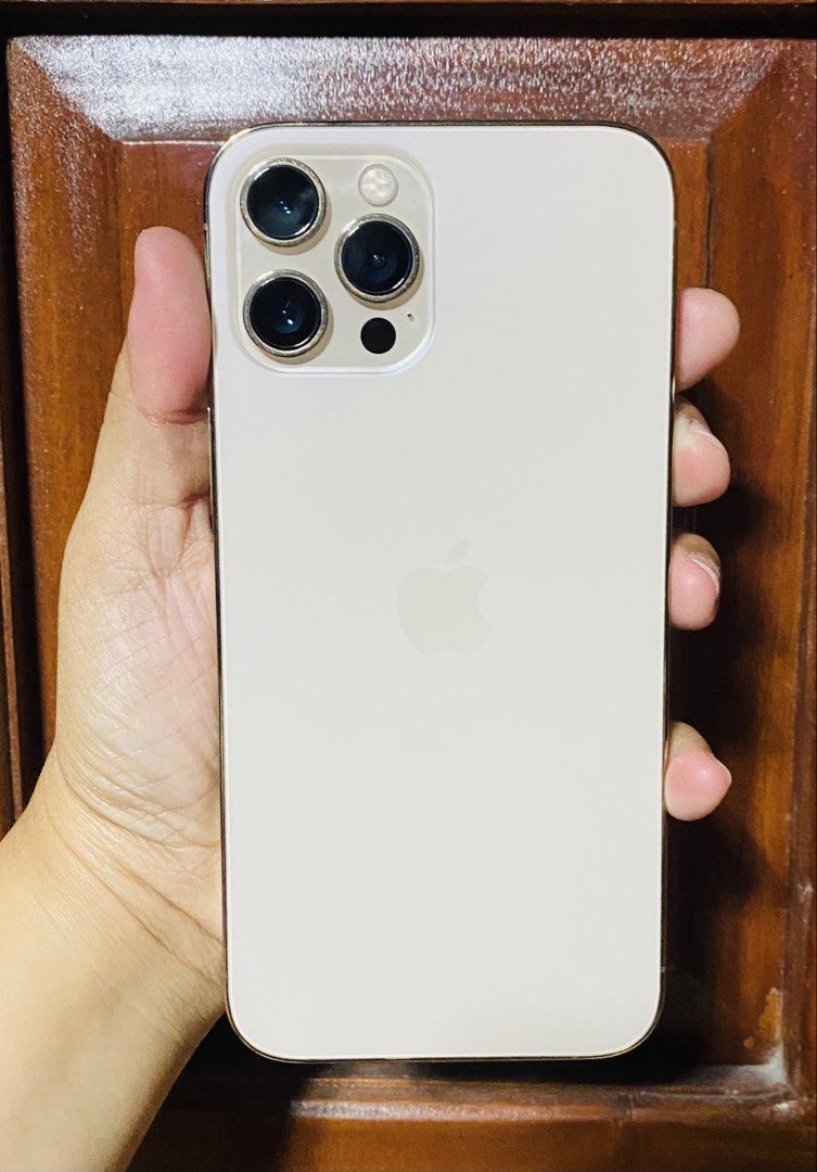 IPHONE 12 PROMAX 256GB (Category: iPhone 12 Series) located in Castillejos. Submitted by aprilynreyes_061123 (Listing ID 1467679062, Image 3). Description: 🍎 FOR SALE: iPhone 12 PRO MAX 256GB Gold ✨ Elegant Gold — premium look, sulit storage! 🤎 ✅ 256GB Storage ✅ 100% Battery Health ✅ Factory Unlocked — Any SIM ✅ Original Display ✅ Original Battery ✅ No History of Repair ✅ Face ID Working 📦 With Replacement Box 🎁 FREE 3 PHONE CASES 🔌 With Cha