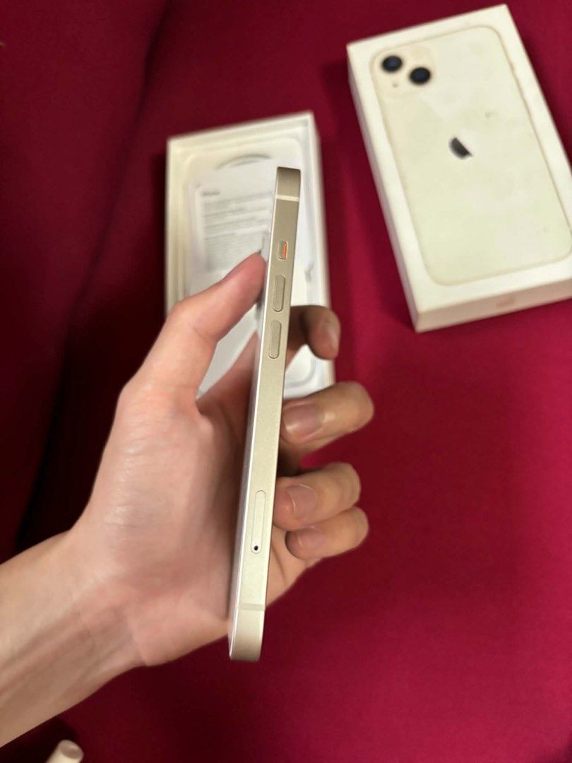 Iphone 13 (Category: iPhone 13 Series) located in Tagaytay City. Submitted by smolmacaroon (Listing ID 1467663485, Image 3). Description: FORSALE OR SWAP SA 16 PRO -IPHONE 13 128GB FU 89%BH (STARLIGHT) - ZP/A variant - NTC approved | Powermac purchased - Factory unlocked - 88% battery health - All working - No history of repair Inclusions: Unit, Box, Cases & Cord Meet up / Lalamove 📍Tagaytay City 📍Amadeo, Cavite.