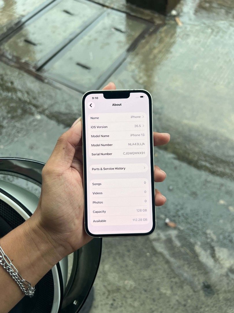 iPhone 13 pink (Category: iPhone 13 Series) located in Manila. Submitted by keyrvenxy (Listing ID 1467785764, Image 2). Description: iPhone 13 pink 128gb 100bh anysim(fu) true tone working face id not working (due to update) rep camera(from other unit) rep battery(flycdi) rep lcd(orig from other unit) .