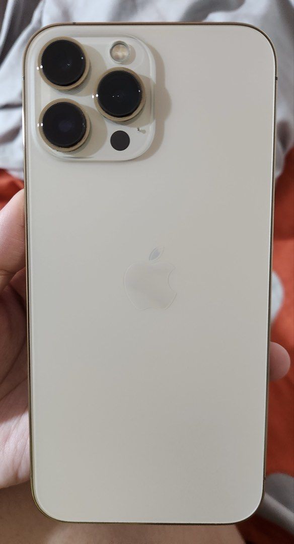 iPhone 13 pro max (Category: iPhone 13 Series) located in Quezon City. Submitted by ricaezxc (Listing ID 1467708478, Image 1). Description: iPhone 13 Pro Max for sale! 256gb Gold IOS 27 ZP/A • No sim restriction • Camera history • 76% Battery Health - If you’re a heavy phone user like me (constantly checking your phone, leaving data and GPS on, watching TikTok, and scrolling through Instagram and Facebook), this phone will still last almost all d