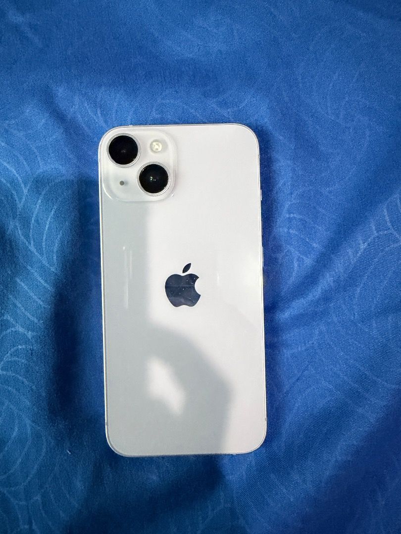 iPhone 14 128 gb purple (Category: iPhone 14 Series) located in Caloocan City. Submitted by sabby916 (Listing ID 1467677571, Image 2). Description: Comes with box and changing cable Minimal flaw (minor dent on the side as seen in the pic) Orig battery (not yet replaced since bought from store) - 75% battery health. No other problems. Not for swap po. Thanks..