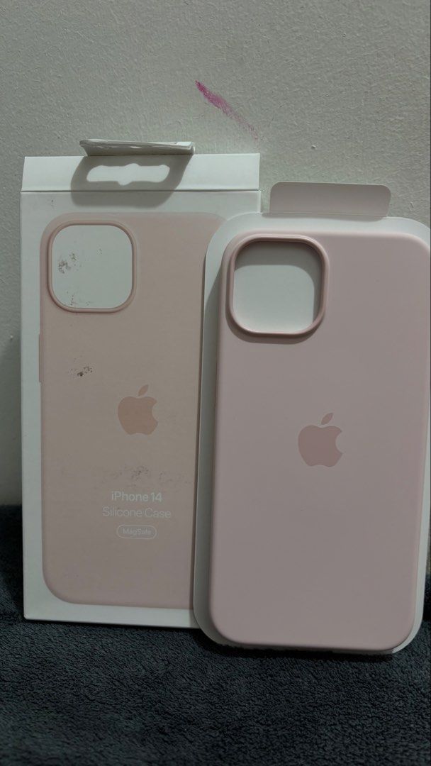 Iphone 14 apple silicone case (Category: Cases & Sleeves) located in Paranaque City. Submitted by prelovedph2019 (Listing ID 1467676859, Image 1). Description: OPENED BOX ONLY.