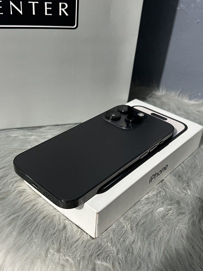 iphone 14 pro 128GB factory unlocked (Category: iPhone 14 Series) located in Cavite. Submitted by allen666- (Listing ID 1467628995, Image 3). Description: 77% battery health face id & truetone working no dents nor scratches with original box, cord, case, power mac paper bag. no hidden issues! check all u want upon meet-up the price is firm ☺️.