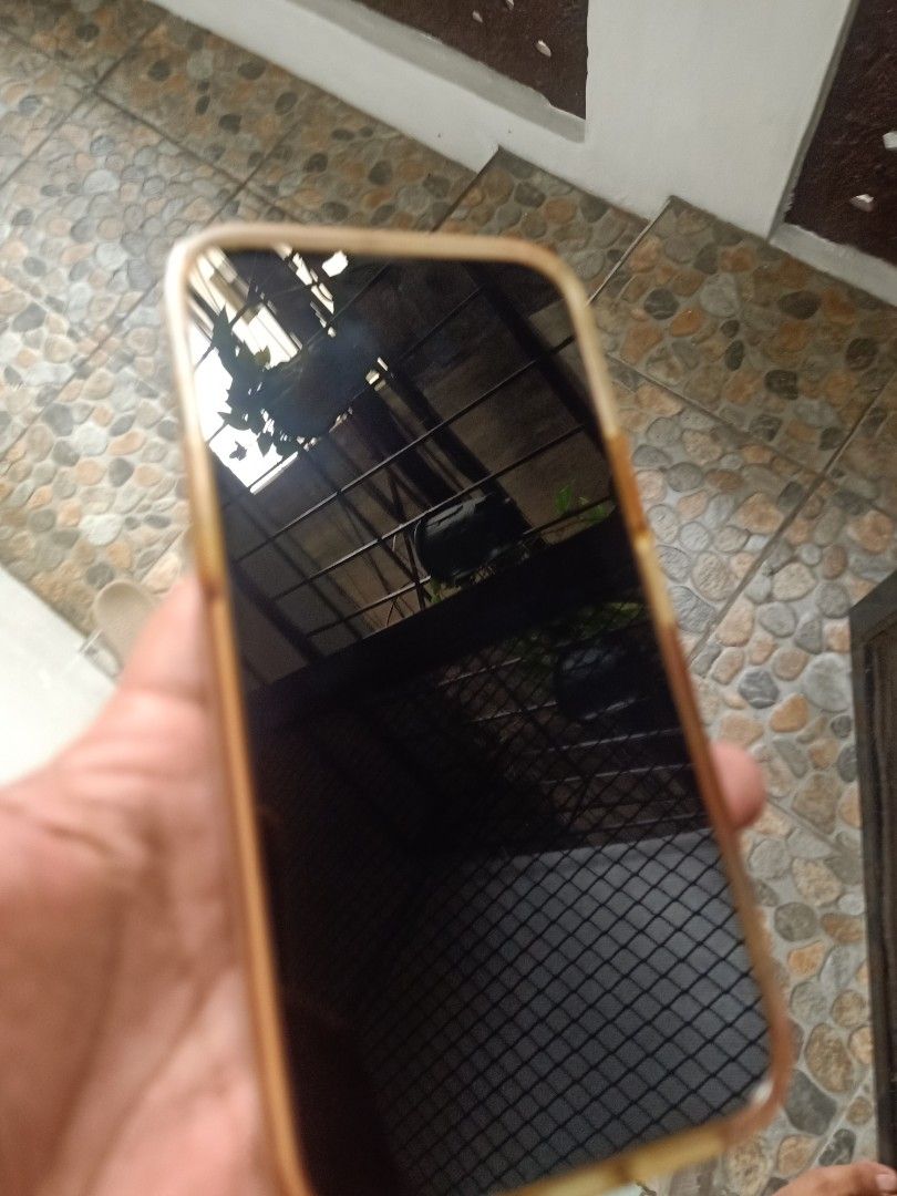 Iphone 14 pro max (Category: iPhone 14 Series) located in Pasig City. Submitted by pocholo88 (Listing ID 1467659728, Image 1). Description: .