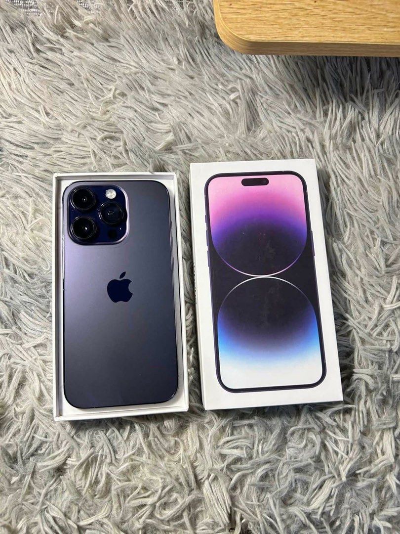Iphone 14pro (Category: iPhone 14 Series) located in Dasmarinas. Submitted by jamilah.salik (Listing ID 1467755390, Image 2). Description: For Sale Iphone 14pro deep purple ✅orig charger 🔋98 batt health ✨128gb 🎀lady owned kaya maingat gumamit Smooth gagamitin na lang ✅truetone 🤳malinaw cam No issue No history of Repair With box pa .