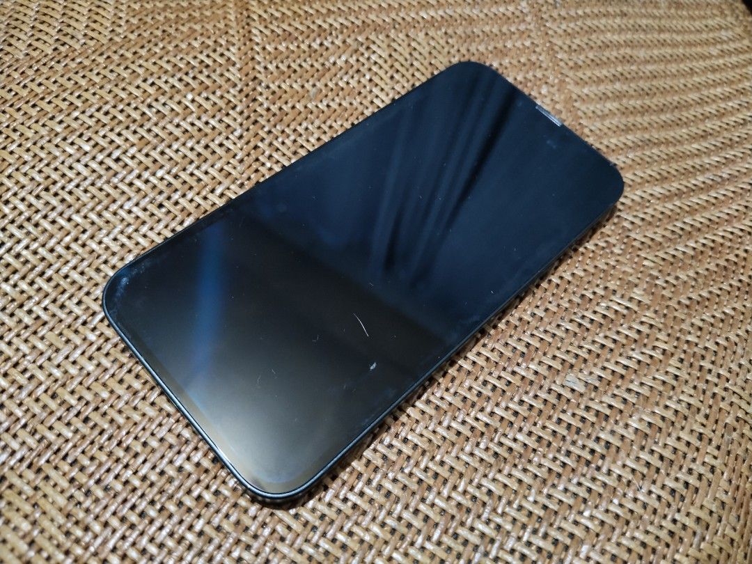 iphone 16e 128gb open line (Category: iPhone 16 Series) located in San Juan City. Submitted by laptopnetbook (Listing ID 1467747548, Image 2). Description: Price 23.500 only Color Black Storage 128gb Battery life 99 Battery cycle count Meetup Greenhills store para iwas scam Contack number 09157561100 1week service warranty.