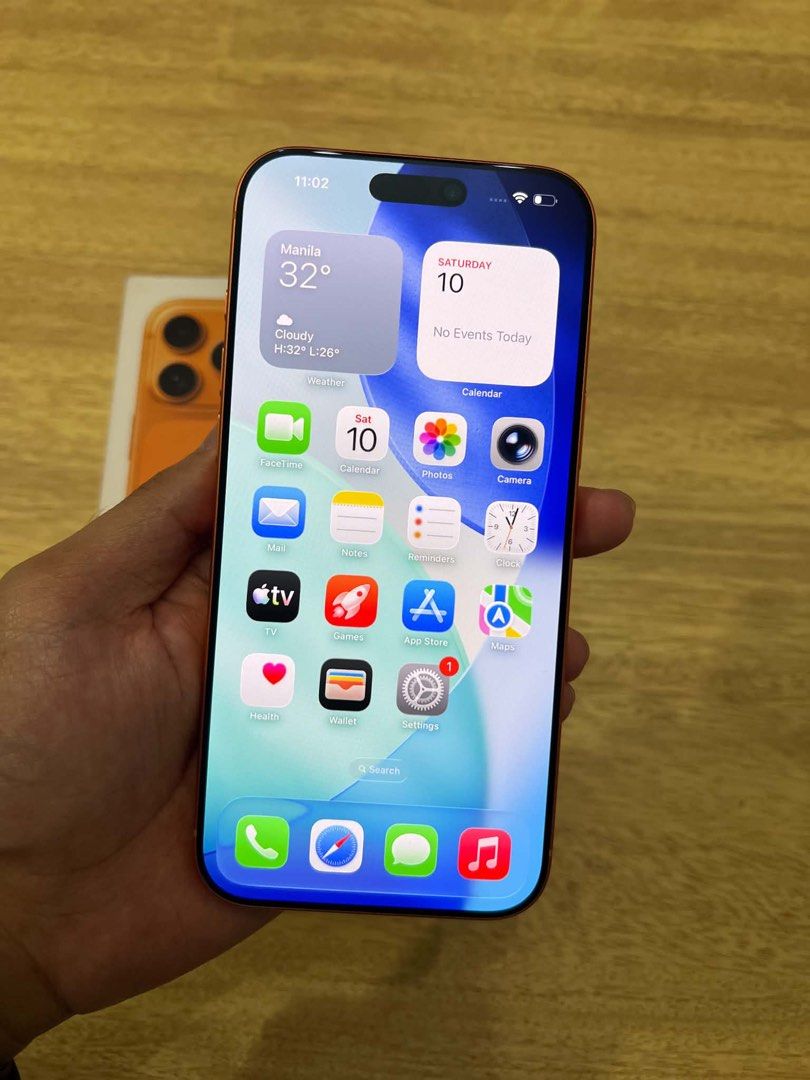 Iphone 17 pro max 256gb (Category: iPhone 17 Series) located in Manila. Submitted by xyz_xyz666 (Listing ID 1467838192, Image 2). Description: Sale or swap Iphone 17 pro max 256gb 99% battery health 93 charging cycles June 2027 warranty no issue no dents/scratches good as new with orig box, ugreen case, cable, adaptor Pasig Marikina.