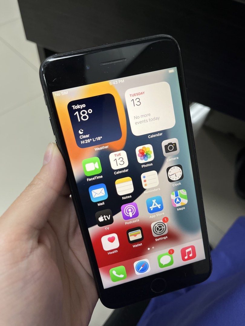 Iphone 7 Plus 128GB Japan Line (Category: iPhone 7 Series) located in San Juan City. Submitted by 1104basics (Listing ID 1467704316, Image 1). Description: Everything is still working but upon resetting the phone the sim restricted (before the reset i was able to use a smart sim) You can have it unlocked I recommend just using it for photos but everything still works Camera is still good 128gb 56% battery health.