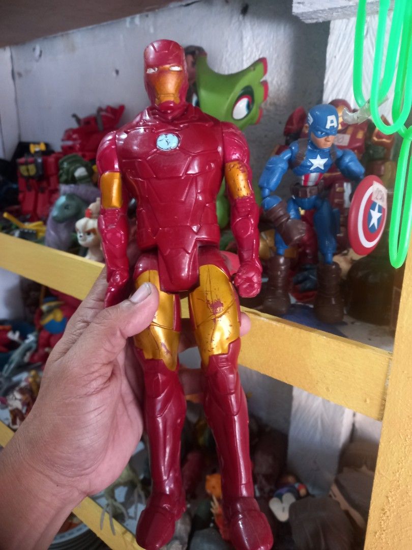 Iron Man Action Figures Marvel (Category: Figurines & Statues) located in Manila. Submitted by cristobalc40322 (Listing ID 1467628418, Image 3). Description: - Marvel Action Figure Bundle (3 pieces total) - Includes 3 Iron Man variants: Classic Red & Gold, Red & Silver, and Dark Stealth Suit - Fully articulated joints on all figures for dynamic posing - Great addition for collectors and kids alike - Selling as a complete set only VERY GOOD CONDIT