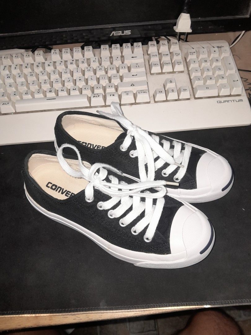 JACK PURCELL X CONVERSE (Category: Sneakers) located in Alburquerque. Submitted by zkethrifter (Listing ID 1467608328, Image 1). Description: size 6.