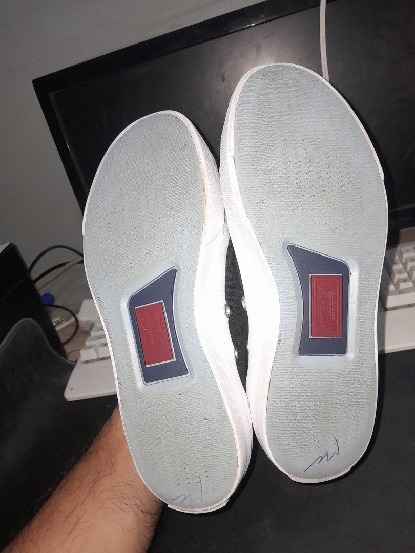 JACK PURCELL X CONVERSE (Category: Sneakers) located in Alburquerque. Submitted by zkethrifter (Listing ID 1467608328, Image 3). Description: size 6.
