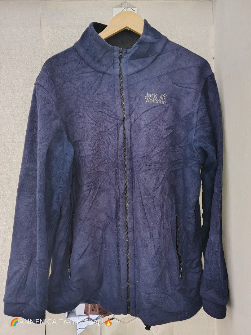JACK WOLFSKIN Fleece Jacket (Category: Coats, Jackets and Outerwear) located in Bulacan. Submitted by annenicathriftthriftlang (Listing ID 1467631927, Image 2). Description: JACK WOLFSKIN Outdoor Fleece Jacket - L Fit M-L | 22x28 dimes | 100% Polyester Fleece | 9/10 Makapal & warm - pang hiking / camping / travel / bike / lamig ₱650 ONLY 📍 Store Pick-up: ANNENICA Trends Shop, EMA Town Center Meycauayan Bulacan 📦 Shipping Available: Keywords: ja