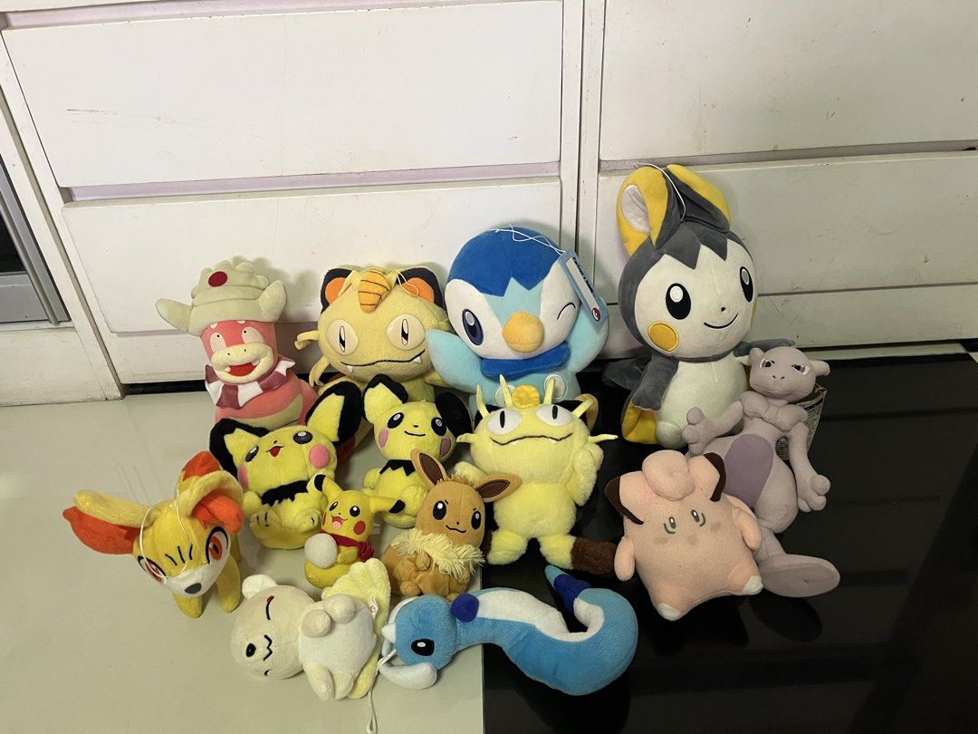 Japan plush toys (Category: Everything Else Others) located in Calasiao. Submitted by xwbj4ycjw975281 (Listing ID 1467701860, Image 1). Description: onhand selling as is all goods frim Japan .