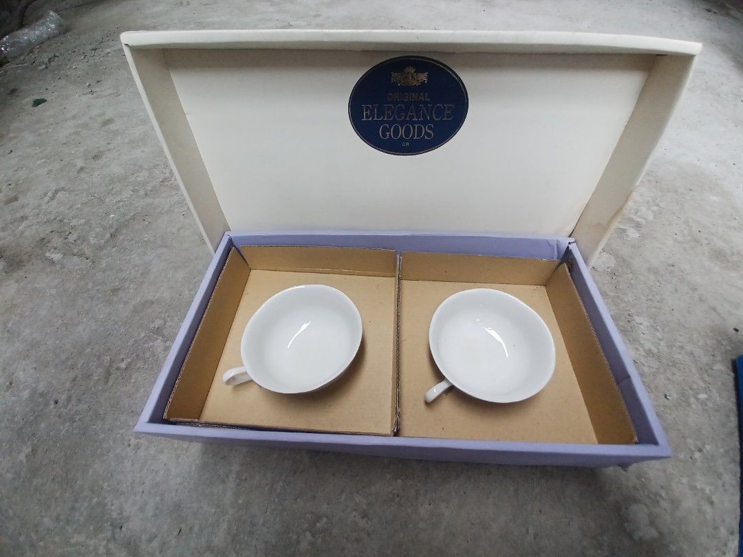 Japan surplus cup and saucer (Category: Coffee & Tea Tableware) located in Cauayan City . Submitted by cuzthriftshop (Listing ID 1467685193, Image 2). Description: no issue 2 pairs.