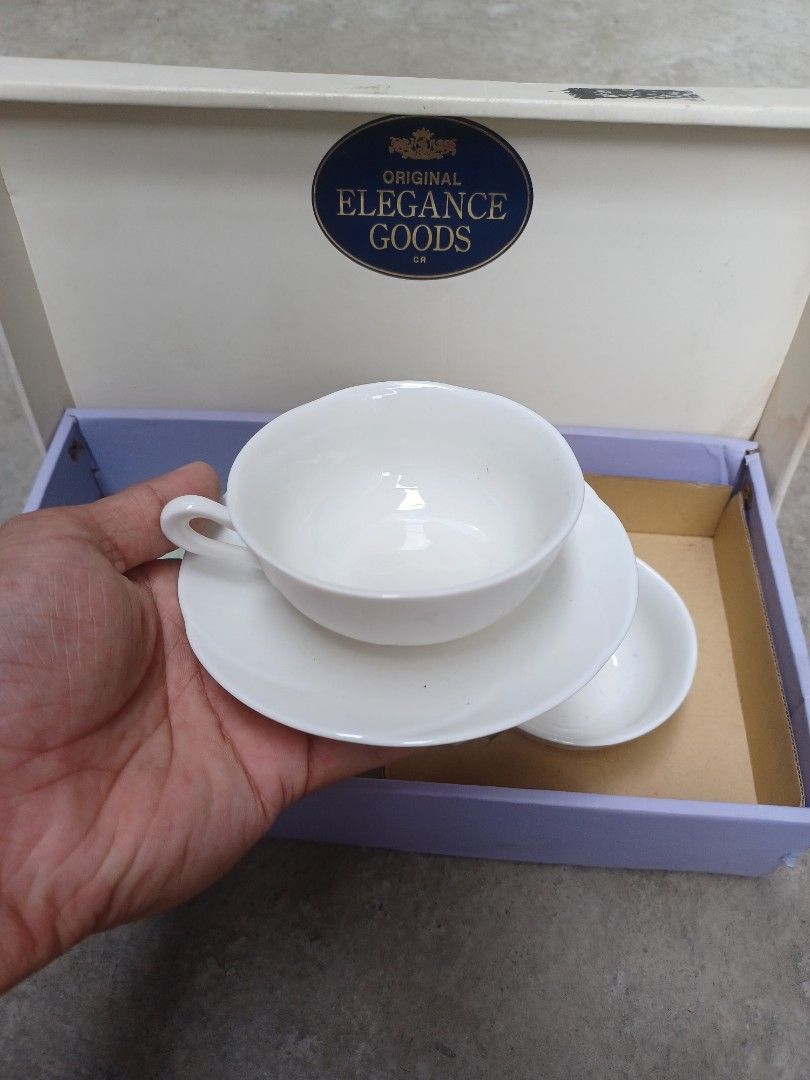 Japan surplus cup and saucer (Category: Coffee & Tea Tableware) located in Cauayan City . Submitted by cuzthriftshop (Listing ID 1467685193, Image 1). Description: no issue 2 pairs.