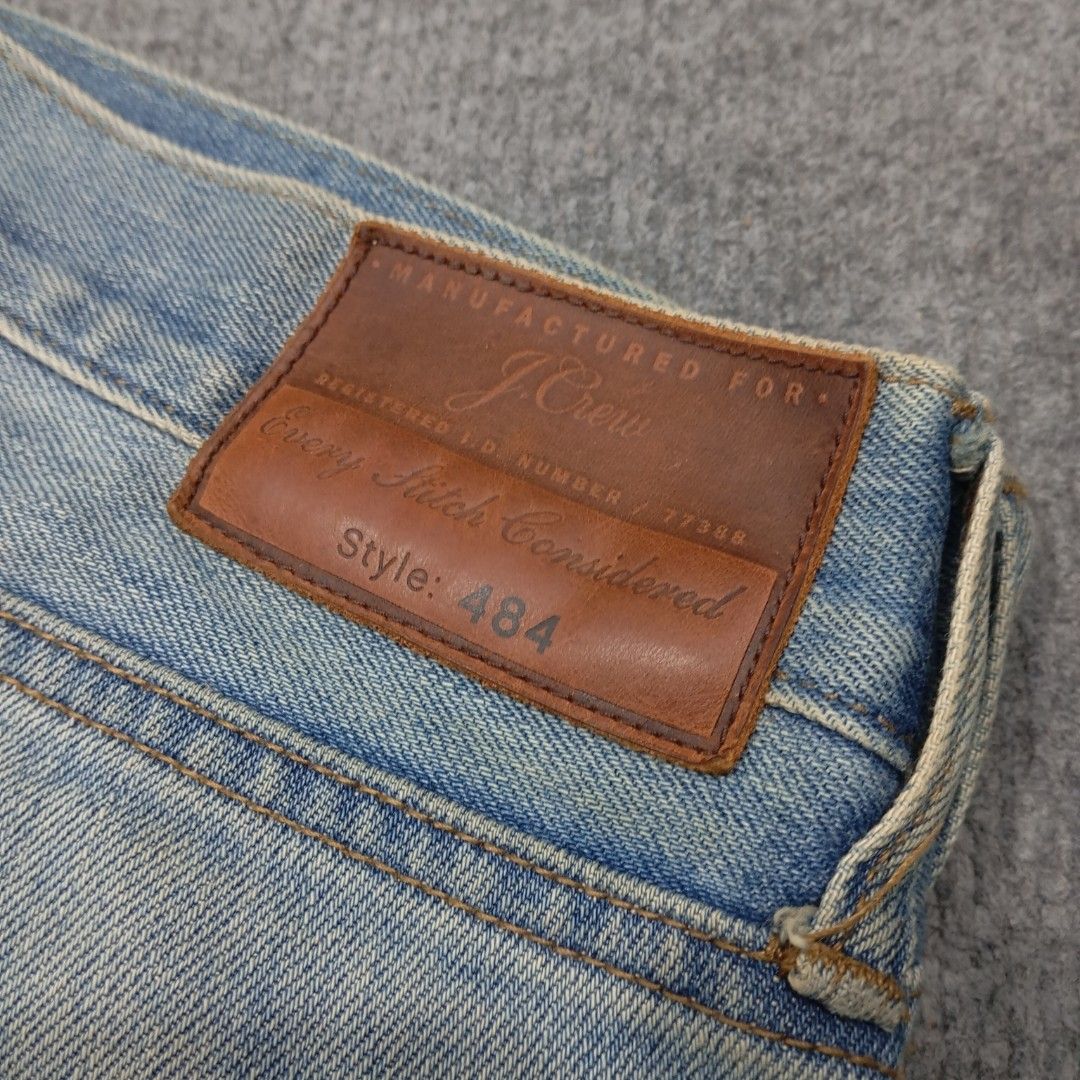 j.crew 484 Slim Fit Jeans (Category: Jeans) located in Taguig. Submitted by sito. (Listing ID 1467740033, Image 2). Description: For sale! 📣 J Crew Slim Fit Jeans Specs and measurements: • Size 36 • Length 40.5 inches • Hips 22.5 inches • Thigh 13.5 inches • Inseam 31 ya inches • Leg Opening 7.5 Condition Details: • Good Condition • Issue: NONE • Color rate: 10/10 • Overall Condition: 10/10 Price: ~ ₱690 Transaction Details: Location: Upper Bicu
