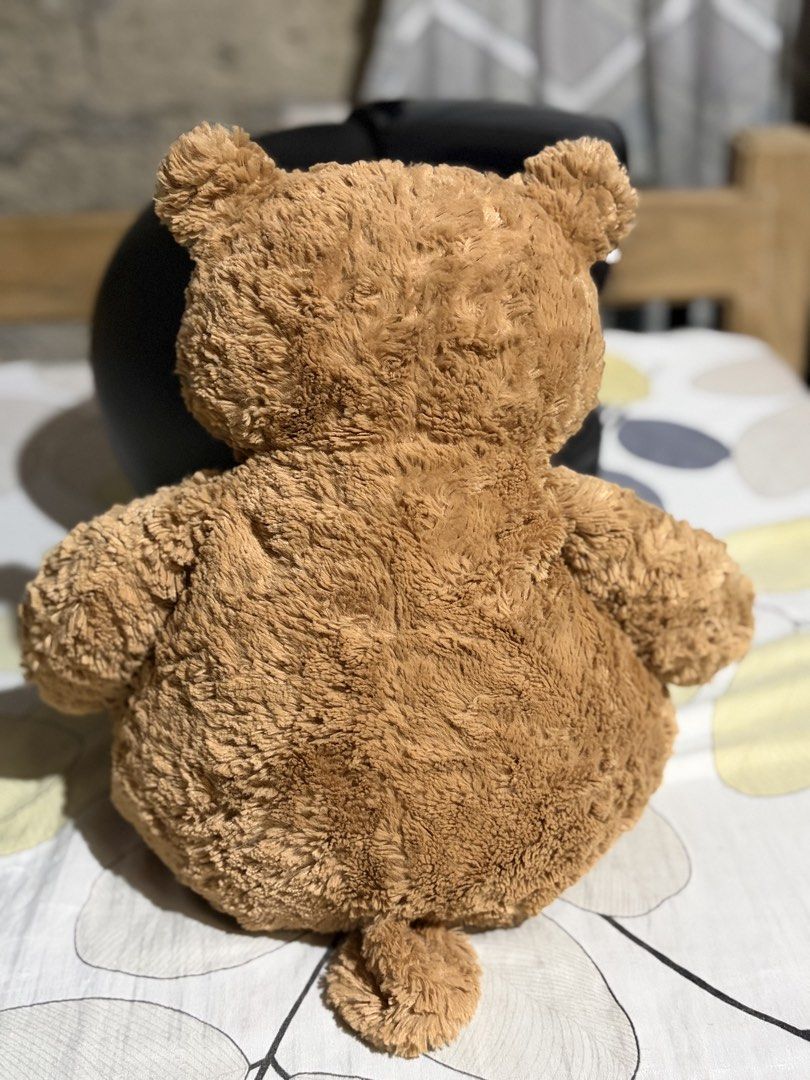 Jellycat Bartholomew Huge (Category: Plushies & Soft Toys) located in Nasugbu. Submitted by achamocollects (Listing ID 1467729814, Image 3). Description: .
