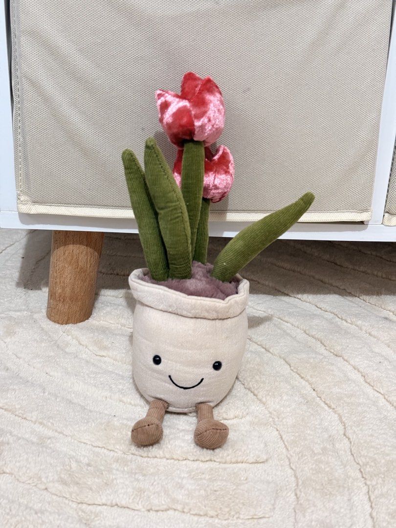 Jellycat tulip (Category: Plushies & Soft Toys) located in Tagaytay City. Submitted by denalycoco51 (Listing ID 1467681913, Image 1). Description: Please manage expectations before claiming! 💕 • NO REFUND / NO EXCHANGE — all sales are final. • ITEM CONDITION: Good as new, Only used for display. • Authenticity guaranteed, Retired • Please check all photos & descriptions carefully. • Payment within 24 hours unless otherwise agreed. • Reservations: