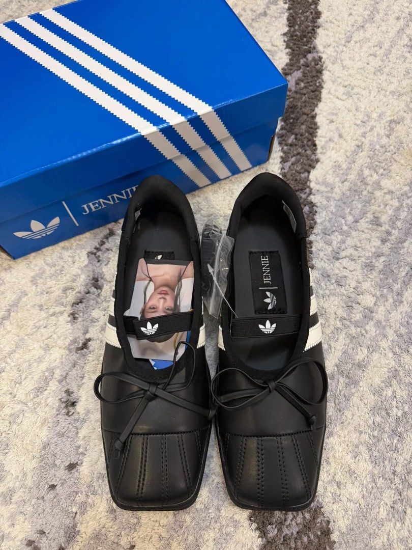 JENNIE SUPERSTAR BALLET SHOES (Category: Sneakers) located in Manila. Submitted by aiman_sole5 (Listing ID 1467686351, Image 2). Description: JENNIE SUPERSTAR BALLET SHOES!🩰 🤍 1️⃣8️⃣0️⃣0️⃣ - with box included Available size: 36. 37. 38. 39. 40 📍 Binondo, Manila - Lalamove available (same day delivery) - JNT shipping available.