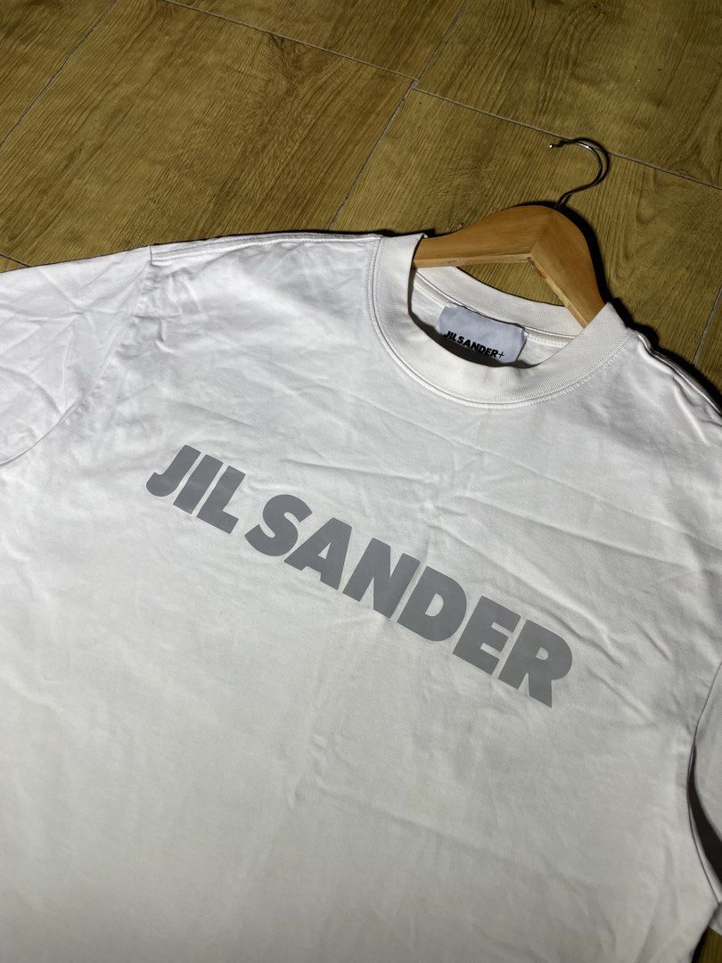 Jil sander (Category: Tshirts & Polo Shirts ) located in Tacloban City. Submitted by susthriftshop (Listing ID 1467833056, Image 2). Description: Jil Sander Logo tee As new condition No flaws Color rate 9.8/10 Dimes 22 by 27.5 .