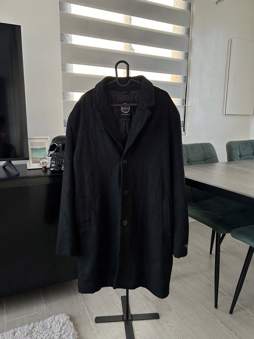 J.M. Haggar Black Wool Top Coat (L) (Category: Coats, Jackets and Outerwear) located in Dasmarinas. Submitted by sfclosetcleanup (Listing ID 1467693708, Image 1). Description: 17 x 37 Not heavy. :) .