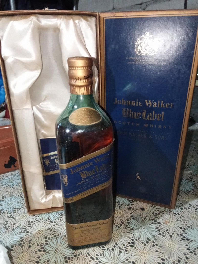 Johnnie Walker Blue Label Scotch Whisky (Category: Beverages) located in Antipolo. Submitted by cali.xant (Listing ID 1467607928, Image 1). Description: - Authentic Johnnie Walker Blue Label scotch whisky - Comes with original blue presentation box, lined with luxurious white satin - Features a unique serial-numbered bottle - Gold lettering and seals are completely intact - Stored properly in a cool, dark place to maintain quality - Ideal for gif