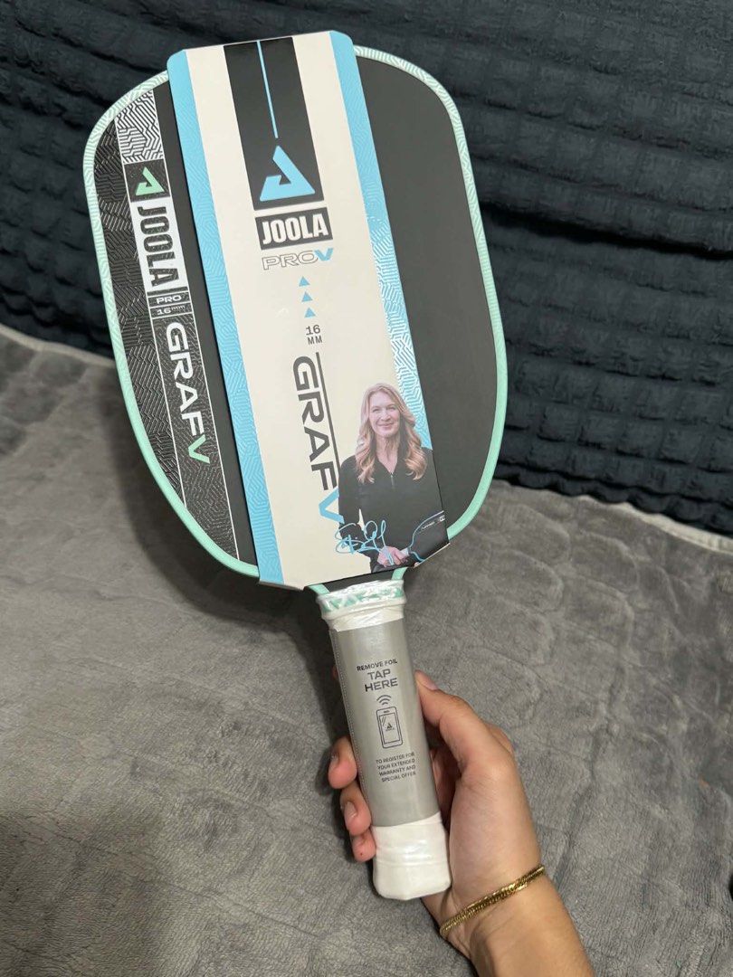 JOOLA Graf Pro V Steffi Graf Pickleball Paddle (Category: Racket and Ball Sports) located in Manila. Submitted by biancaeriz04 (Listing ID 1467763328, Image 1). Description: JOOLA Graf Pro V Steffi Graf Pickleball Paddle 13,500 only Original Brand new P17,690 SRP.