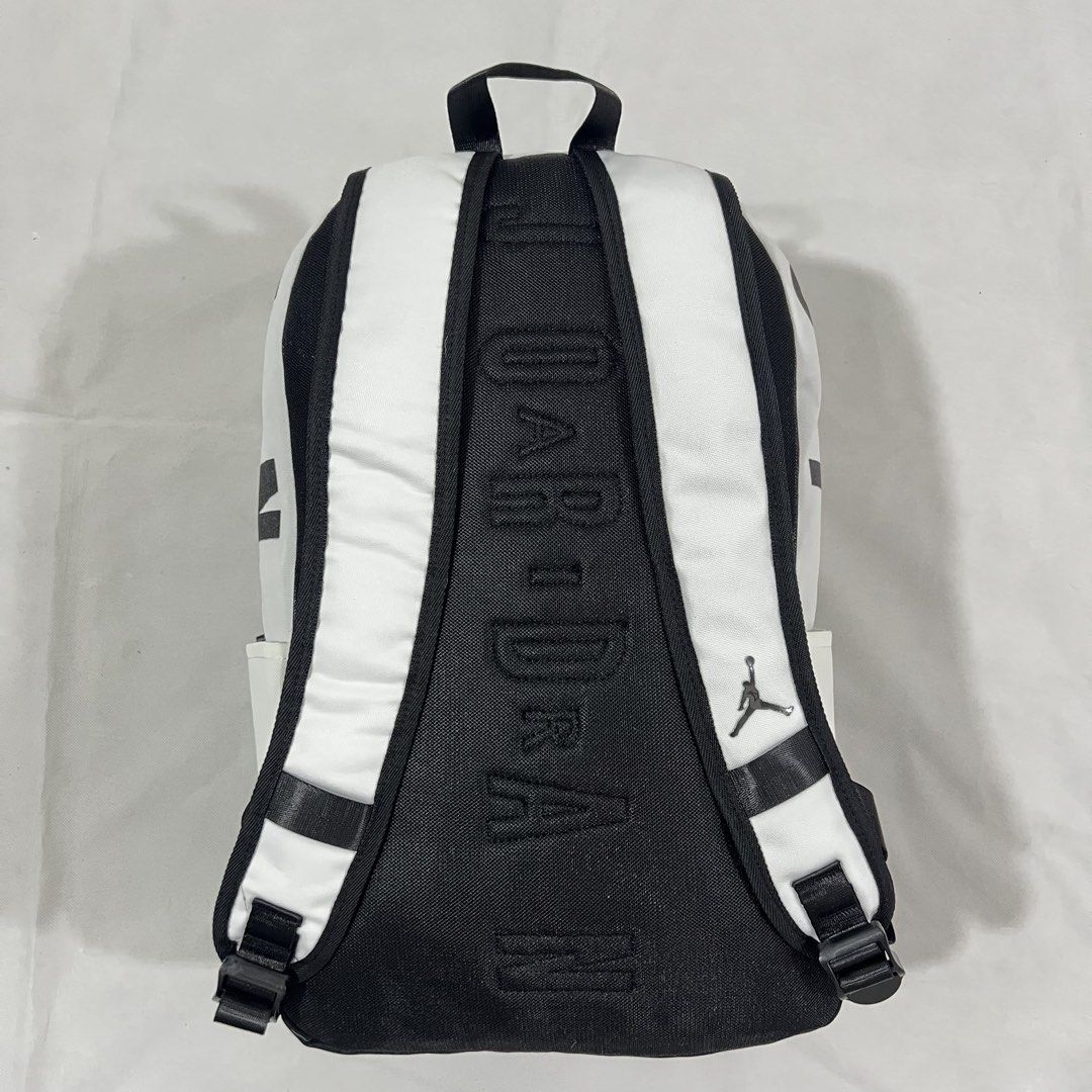 Jordan Backpack (Category: Backpacks) located in Cavite. Submitted by itsayaaa (Listing ID 1467740824, Image 2). Description: Jordan Backpack Issue: No issue Condition: Excellent Condition STARTING BID: 150 INCREMENT: 50 CLAIM: 📩.