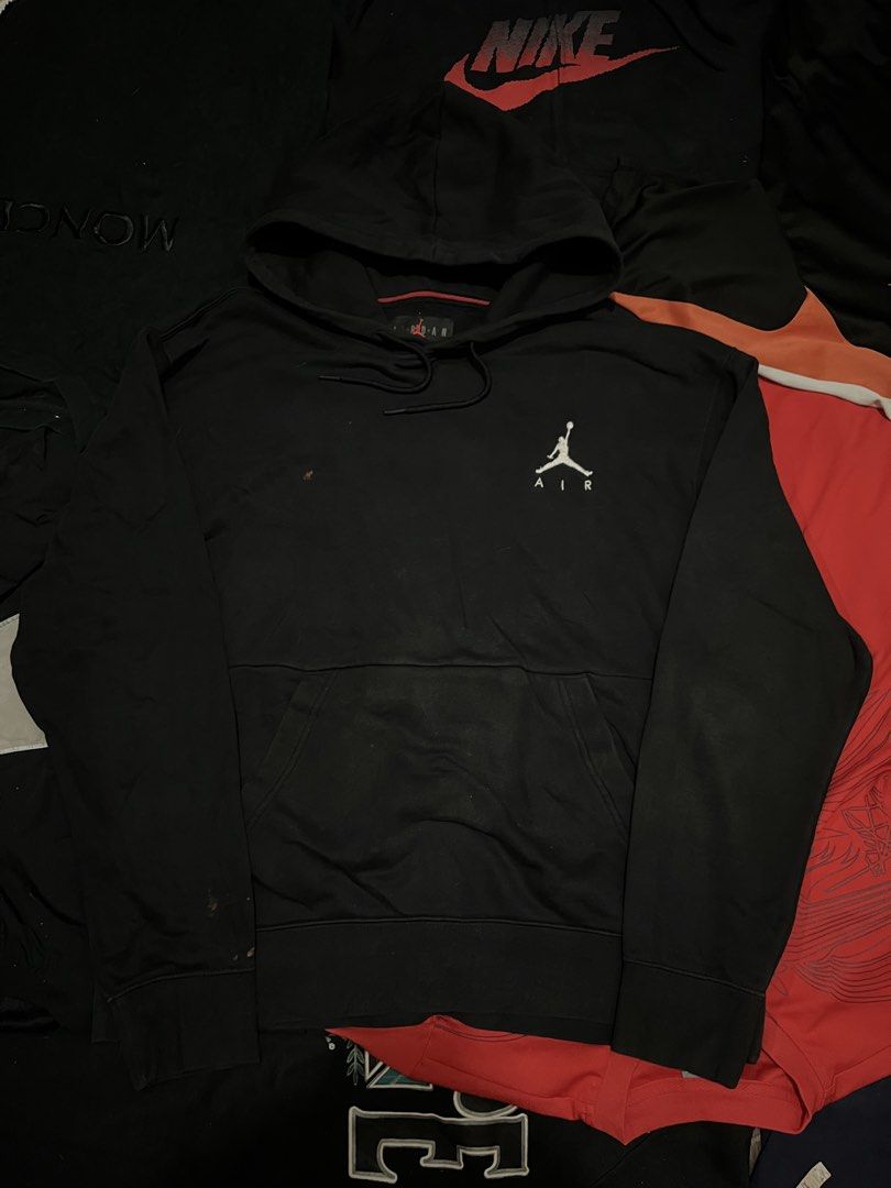 Jordan hoodie (Category: Coats, Jackets and Outerwear) located in Pasay City. Submitted by metro_thrift (Listing ID 1467645223, Image 1). Description: natalsikan zonrox 23x27 .