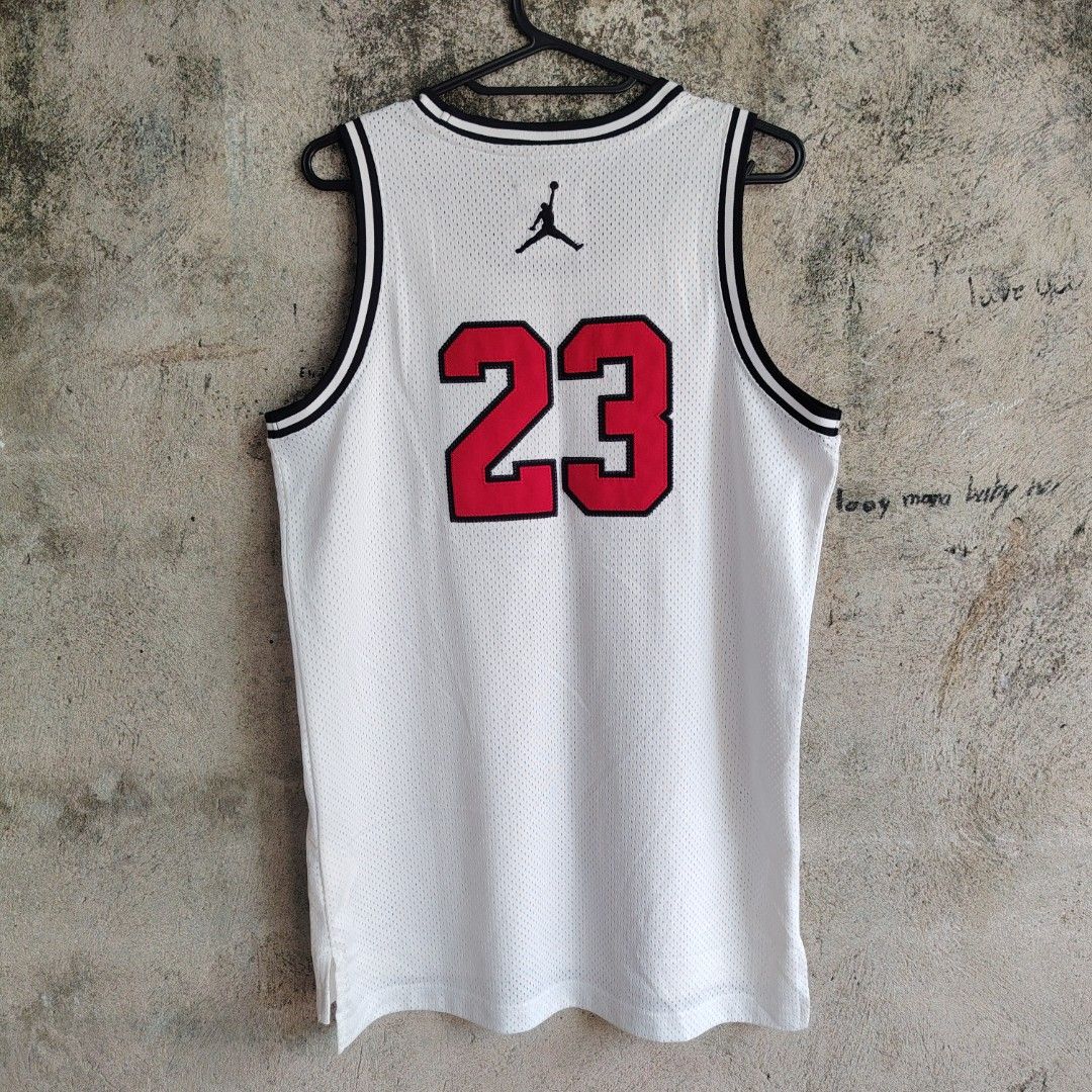 JORDAN JERSEY (Category: Tshirts & Polo Shirts ) located in Leyte. Submitted by thrift_by_nblza (Listing ID 1467777414, Image 2). Description: JORDAN JERSER Size Youth XL (Fit to Medium) 19 x 28 No issue as new condition 10/10 P1250 Only!.