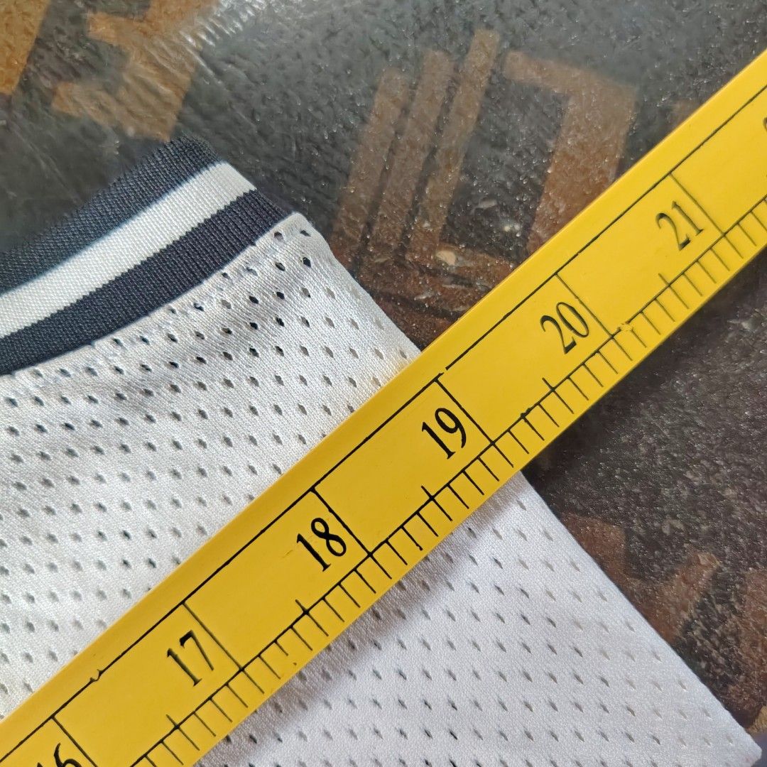 JORDAN JERSEY (Category: Tshirts & Polo Shirts ) located in Leyte. Submitted by thrift_by_nblza (Listing ID 1467777414, Image 3). Description: JORDAN JERSER Size Youth XL (Fit to Medium) 19 x 28 No issue as new condition 10/10 P1250 Only!.