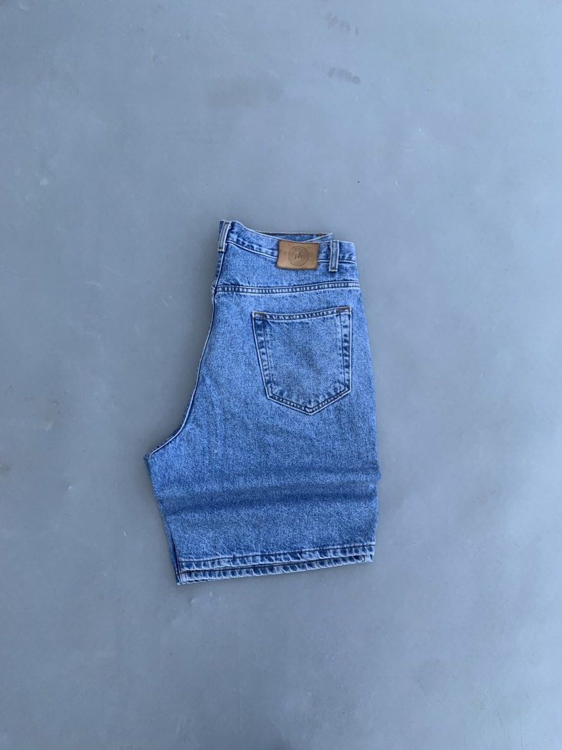 JORTS (Category: Shorts) located in Davao. Submitted by thriftninaid (Listing ID 1467755398, Image 3). Description: (🏷️QUALITY JEANS) DENIM JORTS WAIST:36 TIGHT:14.5 LENGHT:22 HEM:12 -hard, thick, heavy -good conditions -must have! -fav! CLAIM PRICE: 600 FREESHIPPED📥 .