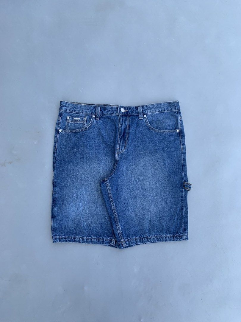 JORTS CARPENTER (Category: Shorts) located in Davao. Submitted by thriftninaid (Listing ID 1467754854, Image 2). Description: (🏷️THE 1964) CARPENTER JORTS WAIST:36 TIGHT:14 LENGHT:23 HEM:11 -hard, thick, heavy -good conditions -must have! -fav! CLAIM PRICE: 750 FREESHIPPED📥 .