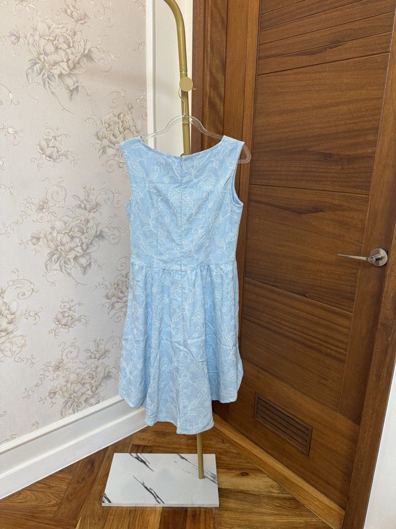 Just G: Dress in Blue (Category: Babies & Kids Fashion) located in Quezon City. Submitted by vpauline (Listing ID 1467622451, Image 3). Description: 10/10.