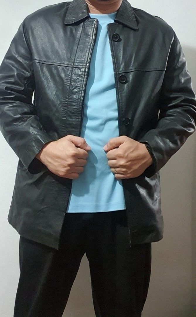 🔥 PROMO SALE! Authentic Sheepskin Leather Jacket (Euro Export Quality) — Hindi Galing Ukay 🔥 ₱1,500 SARADO! (Dating ₱2,500) (Category: Men's Grooming) located in Castillejos. Submitted by hornets0000 (Listing ID 1467491392, Image 2). Description: Naghahanap ka ba ng tunay na leather jacket na may pormang vintage, biker, o streetwear look? Ibinebenta ang isang premium at 100% Genuine Sheep Leather jacket! Hindi po ito galing sa ukay-kay kaya gar