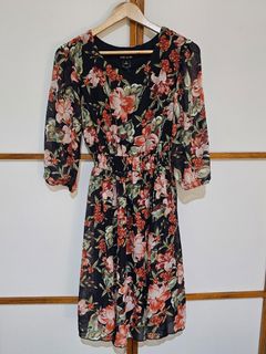 (Category: ) located in . Submitted by moanascloset (Listing ID 1467775131, Image 1). Description: .