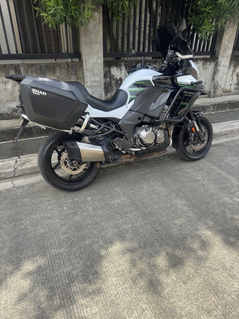 Kawasaki versys 1000 (Category: Motorbikes for Sale) located in Mandaluyong City. Submitted by ricardodalisay2 (Listing ID 1467706680, Image 3). Description: Selling kawasaki versys 1000 2019 model complte papers 23k milleage Well maintain.