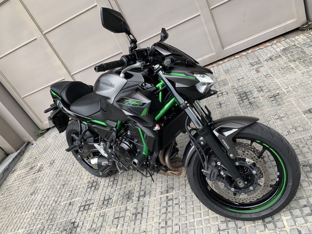 Kawasaki Z650 (Category: Motorbikes for Sale) located in Makati City. Submitted by realdrumme98253 (Listing ID 1467704276, Image 1). Description: Kawasaki Z650 year 2023 model, but i aquired it dec 24, 2025, this bike is equipped with Orion Katya Pipe, Michelin road 5 front rear. Low odo almost new, check it to appreciate .