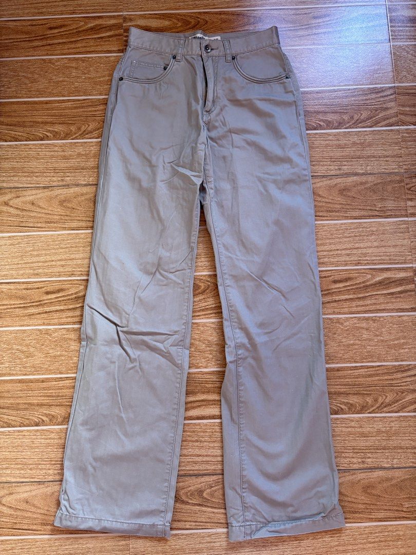 Khaki Pants (Category: Jeans) located in Manila. Submitted by _foryou (Listing ID 1467672598, Image 1). Description: dm for when worn! used only once tag: size 27 but fits xs-s.
