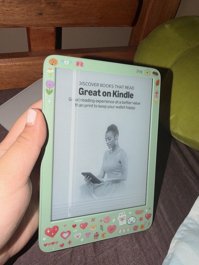 Kindle 2024 Matcha (Category: E-Readers) located in Balanga. Submitted by nikkicells (Listing ID 1467790379, Image 2). Description: - Brand: Amazon Kindle (2024 Release) - Color: Matcha - Storage: 16GB - Condition: E-ink screen damage, pre-loved with cute aesthetic stickers. White lines (lesson learned, do not use magnetic case!) - Features: Lightweight design, glare-free display, easy on the eyes - Perfect for reading anywhere, anytime Issue: se