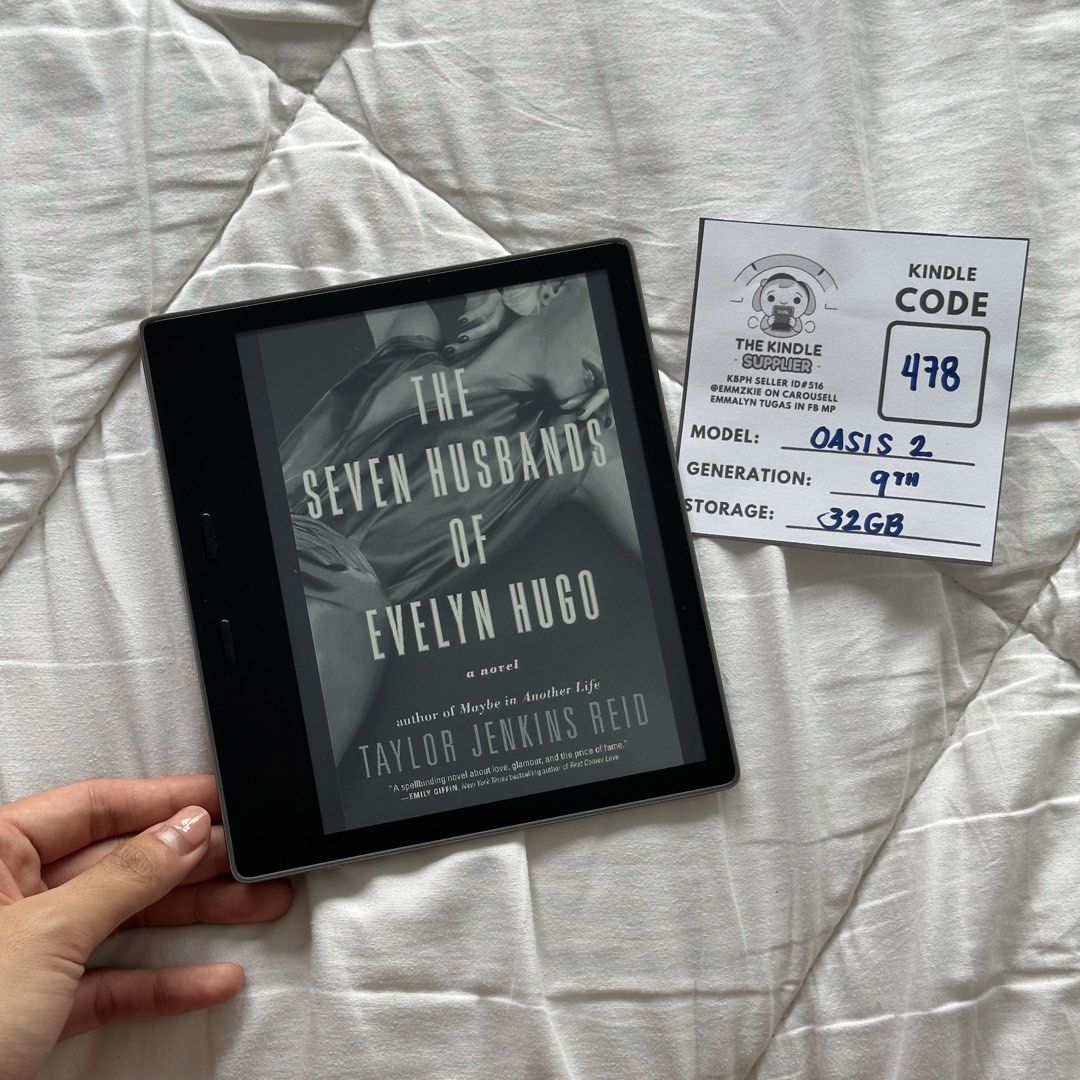 Kindle Oasis 2 32GB (9th Generation) (Category: E-Readers) located in Quezon City. Submitted by emmzkie (Listing ID 1467763928, Image 1). Description: no ads - 7790 ads supported - 7490 FOR SALE: NO ADS Kindle Oasis 2 32GB (9th Generation) Graphite 🤍for PHP7,790 only! also available in ads supported for PHP7,490 (one unit only)! No other issues aside from light scratches and/or sticker marks. 📍Location: Quezon City (near House of Representative