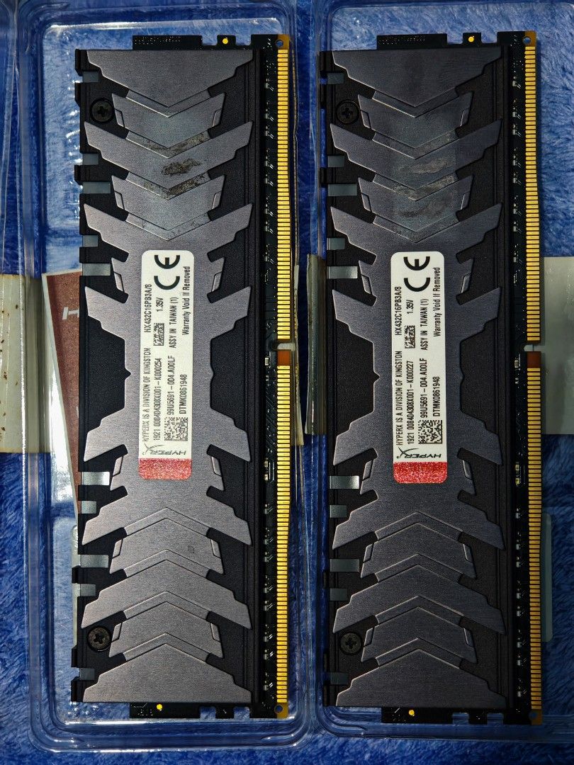Kingston Hyperx Predator 2x8 16gb DDR4 (Category: Computer Parts) located in Malabon City. Submitted by daywalker14 (Listing ID 1467670241, Image 3). Description: Forsale Only Kingston Hyperx Predator 2x8 16gb Ram for only P4,999 Details *CL 16 *3200mhz *with tray & manual *no issue Rfs: upgraded to ddr5 Location Malabon City.