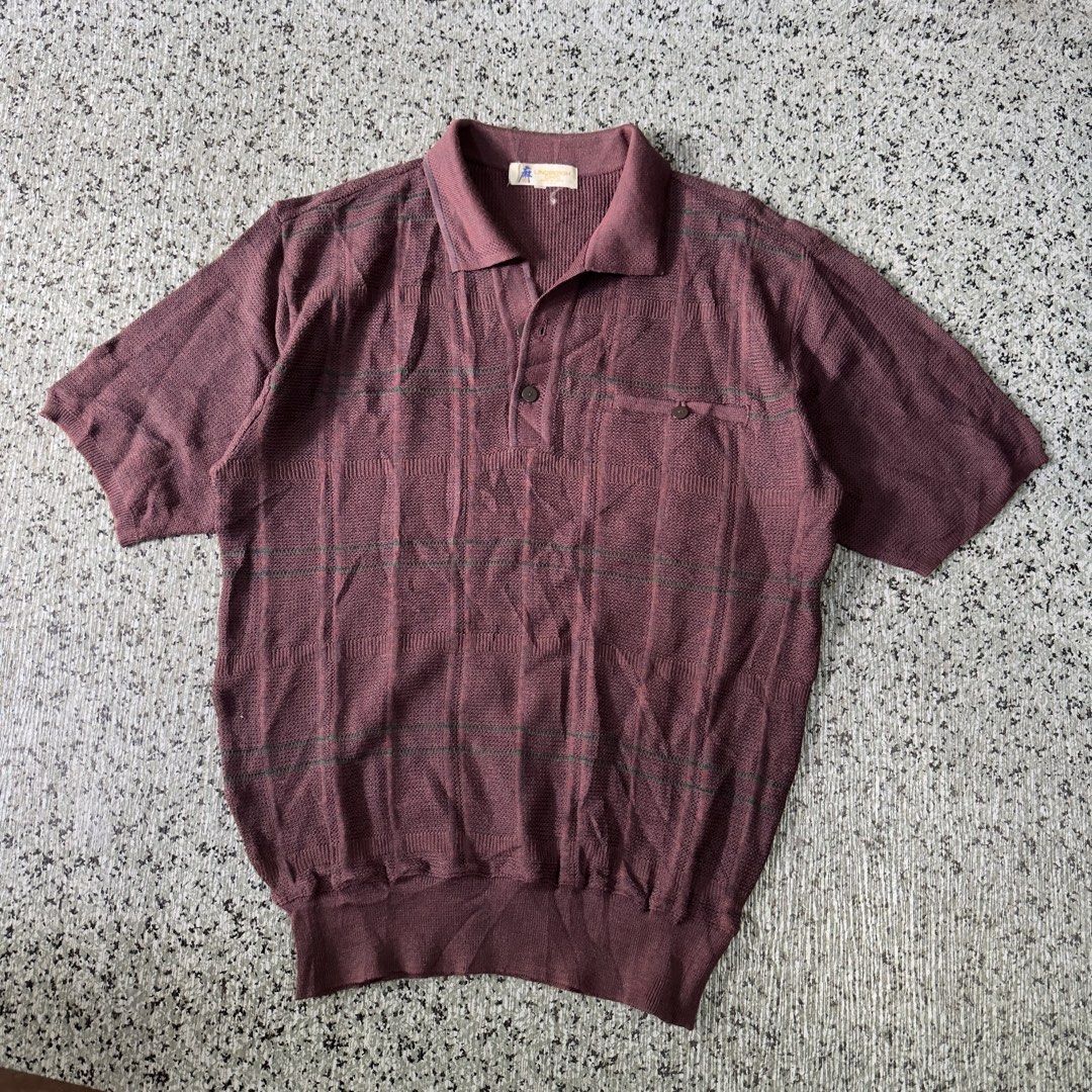 Knited Polo Shirt (Category: Tshirts & Polo Shirts ) located in Baguio. Submitted by secondoption.ph (Listing ID 1467652059, Image 1). Description: Size medium Length 25.5 Width 20.5.