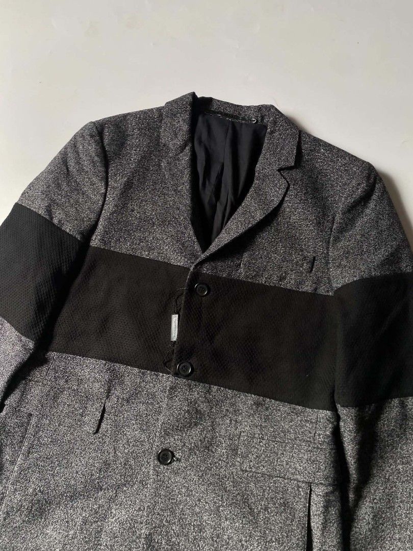 Kriss Van Asshe blazzer (Category: Coats, Jackets and Outerwear) located in Baguio. Submitted by dapper_deals (Listing ID 1467709226, Image 2). Description: Runway Piece Kriss Van Asshe Fall / Winter 2013 (sum la flare shii) Dimentions: Length - 27 Width - 18 Shoulder - 17 Sleeves - 26.