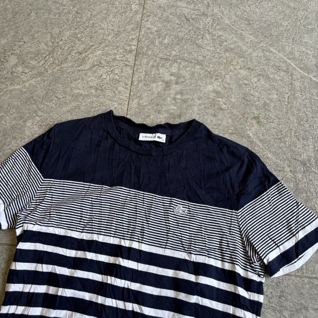 Lacoste Tshirt (Category: Shirts) located in Bacolod City. Submitted by Hanap_ukay (Listing ID 1467709814, Image 2). Description: Lacoste Tshirt Size 34 17/24 Excellent 880.