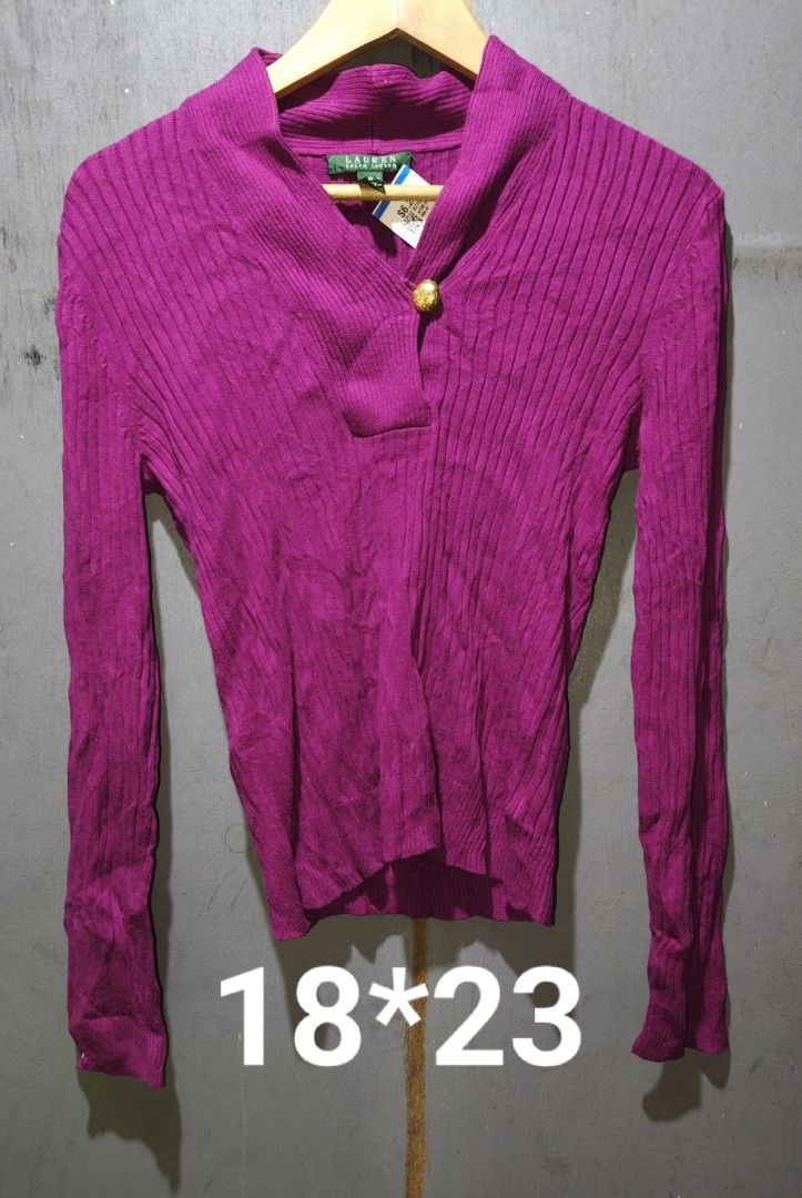 LAUREN RALPH LAUREN SWEATER (Category: Luxury Apparel) located in Makati City. Submitted by updownthrift (Listing ID 1467609270, Image 1). Description: NO ISSUE NEED WASH.
