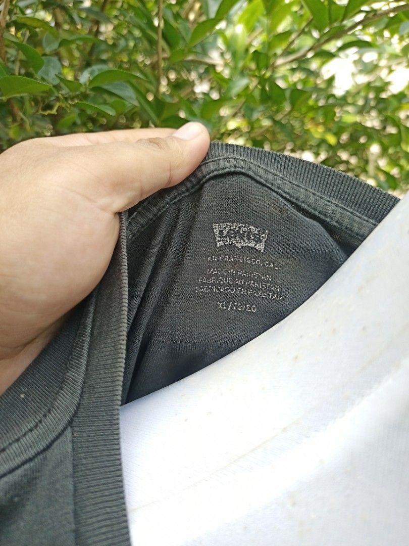 Levi's (Category: Tshirts & Polo Shirts ) located in Manila. Submitted by mr.dodoublegg (Listing ID 1467696400, Image 3). Description: .