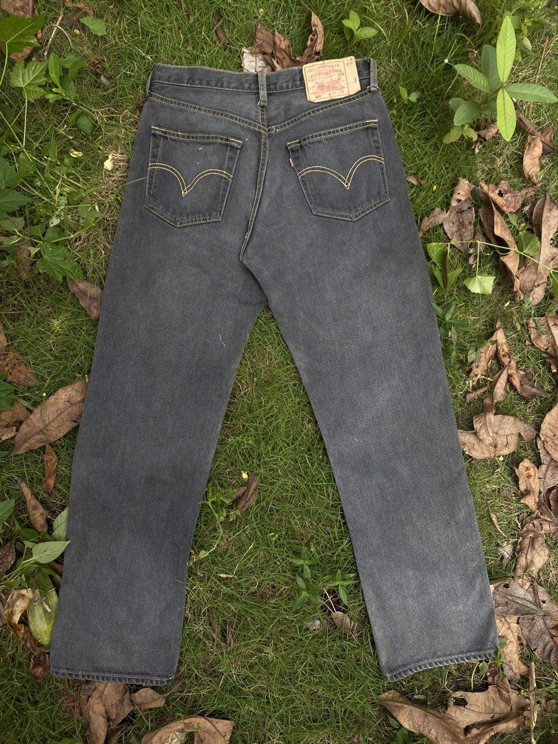 LEVIS 501 (Category: Jeans) located in Koronadal. Submitted by francistindogan_9. (Listing ID 1467695427, Image 3). Description: 501 LEVIS ✨𝗗𝗜𝗠𝗘𝗦: 𝗪32 / 𝗟41 / LO 8 ✨𝗖𝗢𝗟𝗢𝗥 𝗥𝗔𝗧𝗘:9.5/ 10 ✨𝗖𝗢𝗡𝗗𝗜𝗧𝗜𝗢𝗡:GOOD CONDITION ✨𝗜𝗦𝗦𝗨𝗘:nasa pictures ₱📥.