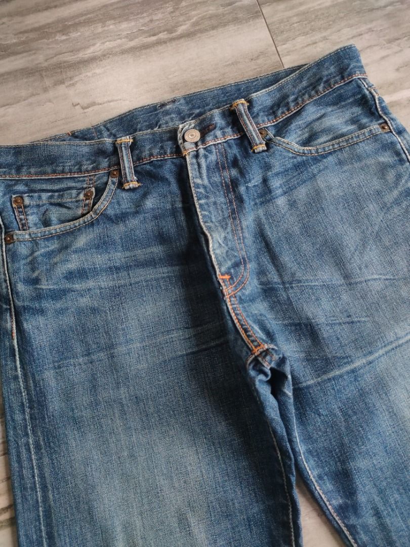 Levi's 504 Vintage Jeans - Size 31 (Category: Jeans) located in Dasmarinas. Submitted by acesteve (Listing ID 1467747671, Image 3). Description: Size in inches: 31 waist, can fit 32 42 length 32 inseam 7.5 leg hole No issues Loc: Dasma Cavite MOP: Gcash.